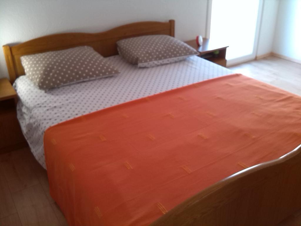 Apartments Batarilo Gornji Karin Habitación foto